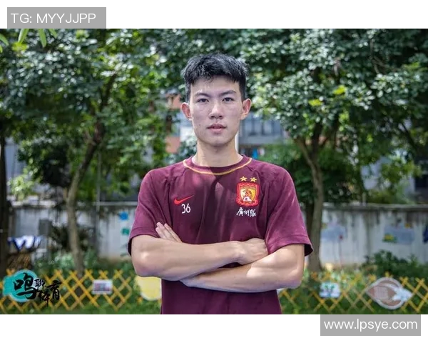 广州足球队在最新足球状态排行榜中荣登第八名展现强劲实力与潜力