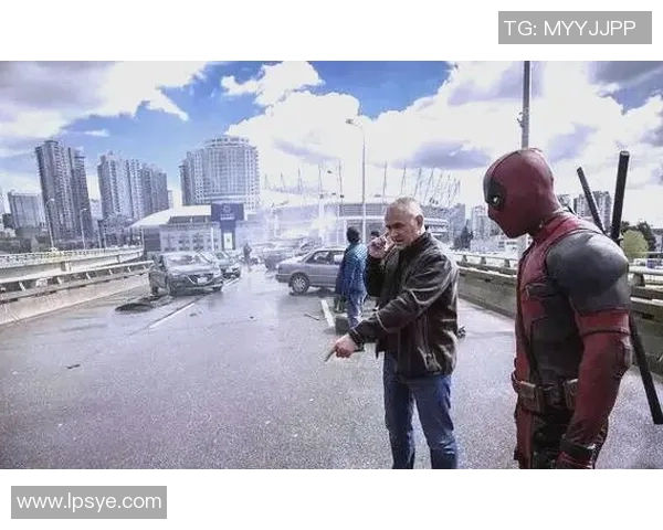 死侍与足球明星的奇妙邂逅揭开超级英雄与运动巨星的幽默冒险之旅